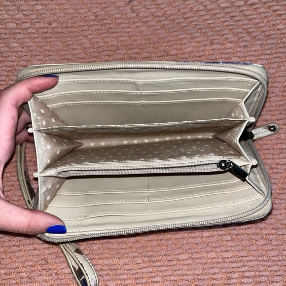 Floral Fiorelli Wallet - Picture 5 of 6